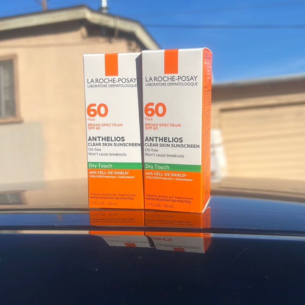 2 Clear Skin Sunscreens Dry touch by LA ROCHE-POSAY